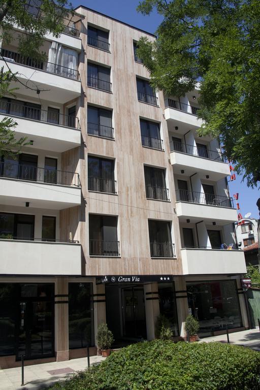 Gran Via Hotel Burgas Bagian luar foto