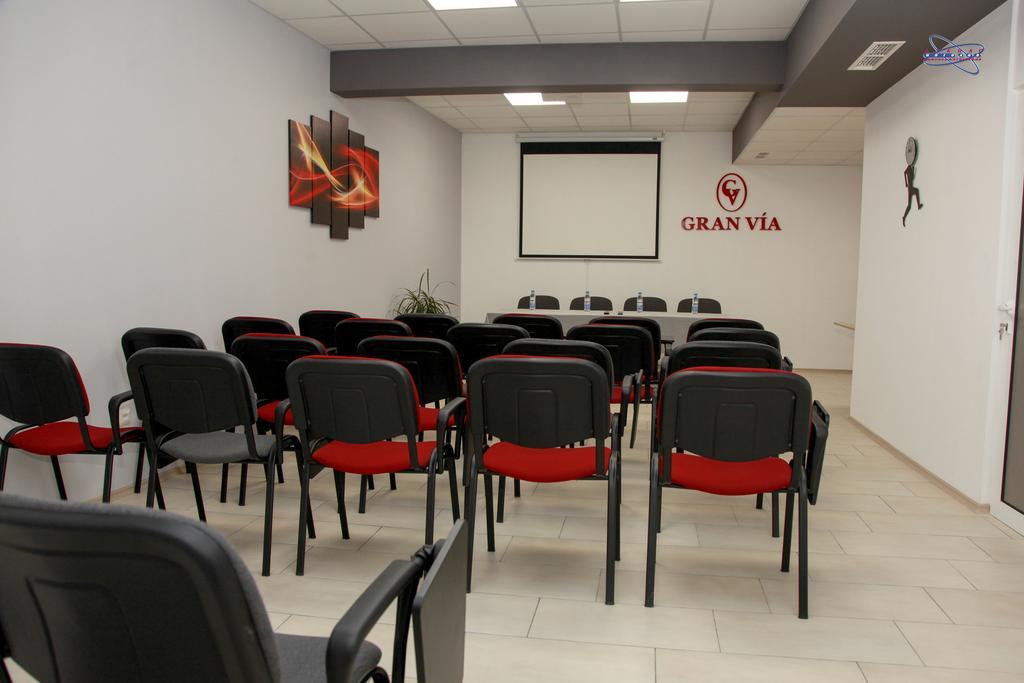 Gran Via Hotel Burgas Bagian luar foto