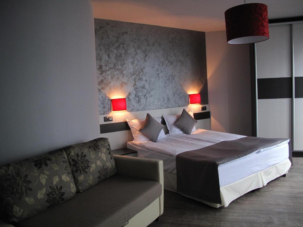 Gran Via Hotel Burgas Bagian luar foto